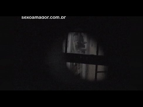 ❤️ Blondīnīte tiek slepeni filmēta ar kaimiņu vuajeru, kurš slēpjas aiz dobiem ķieģeļiem ❤️❌ Porno fb pie mums lv.myinvest.top